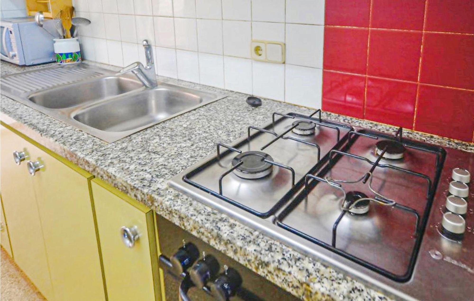 Awesome Apartment In Santa Susanna With Kitchen Exterior foto