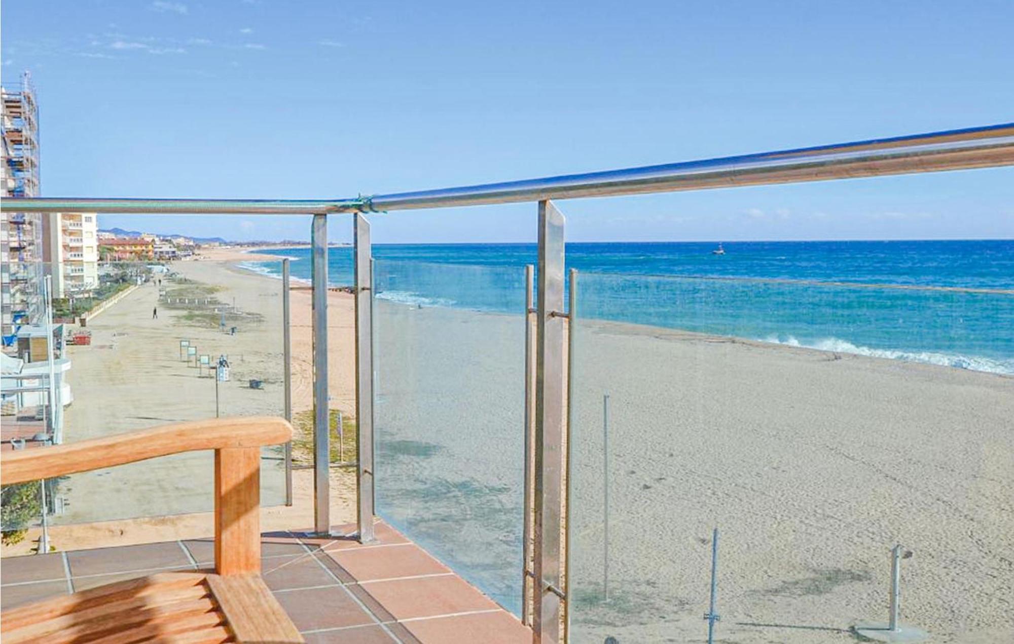 Awesome Apartment In Santa Susanna With Kitchen Exterior foto